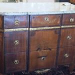 238 8020 CHEST OF DRAWERS